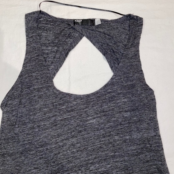Fox Tank Top - Picture 3 of 6